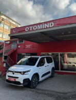 Citroen Berlingo 2025+ Araca Özel Kılıf Seti