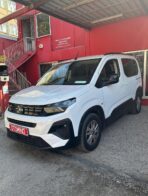 Peugeot Rifter 2024+ Araca Özel Kılıf Seti